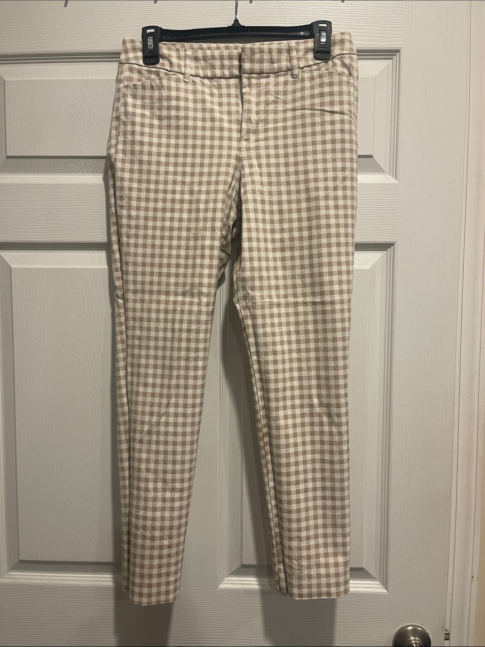 Old Navy Beige and White Gingham Pixie Pants